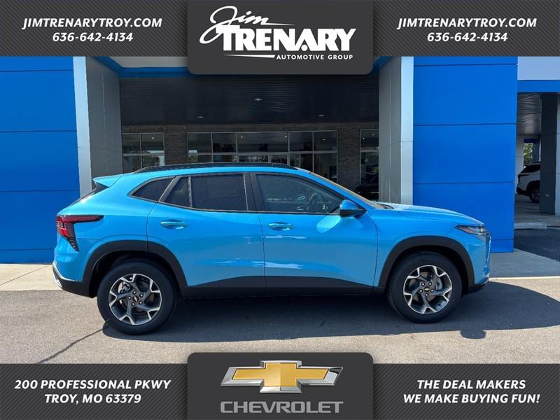 new 2026 Chevrolet Trax car, priced at $25,330