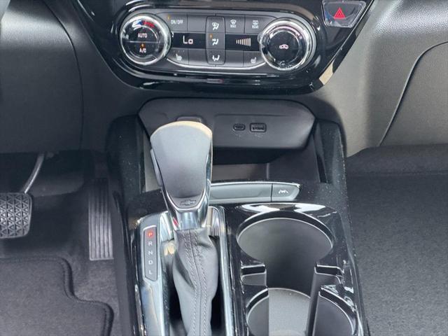 new 2025 Chevrolet Trax car, priced at $24,110