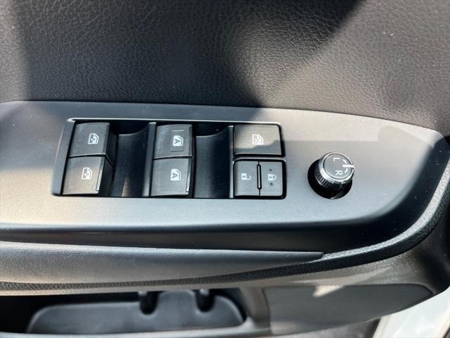 used 2019 Toyota Highlander car, priced at $21,990