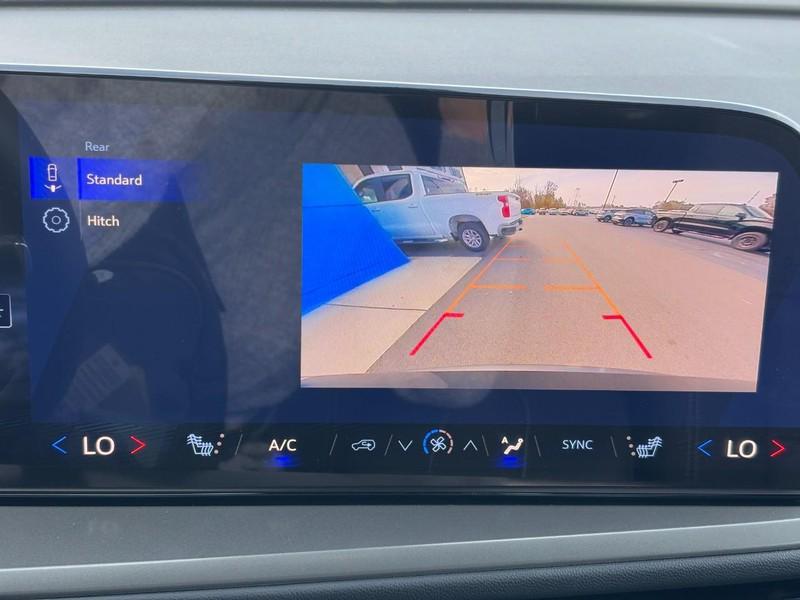 new 2026 Chevrolet Traverse car, priced at $39,340