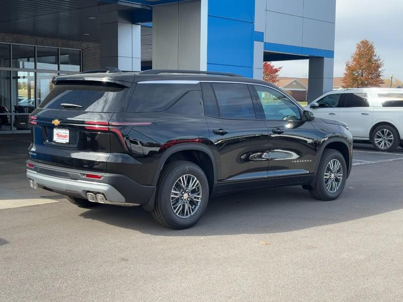 new 2026 Chevrolet Traverse car, priced at $39,340