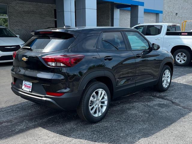 new 2025 Chevrolet TrailBlazer car, priced at $23,490