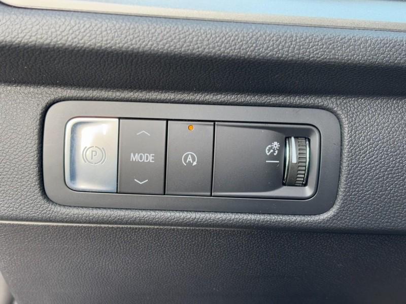 new 2026 Chevrolet Traverse car, priced at $44,215