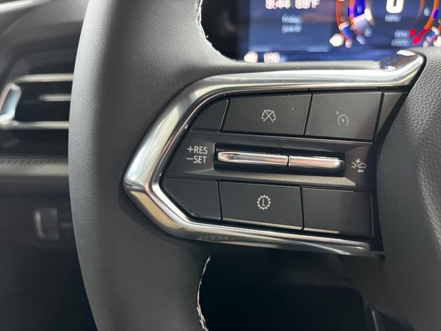 new 2025 Chevrolet Traverse car, priced at $45,195