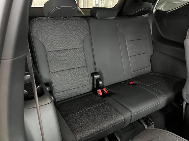new 2025 Chevrolet Traverse car, priced at $45,195