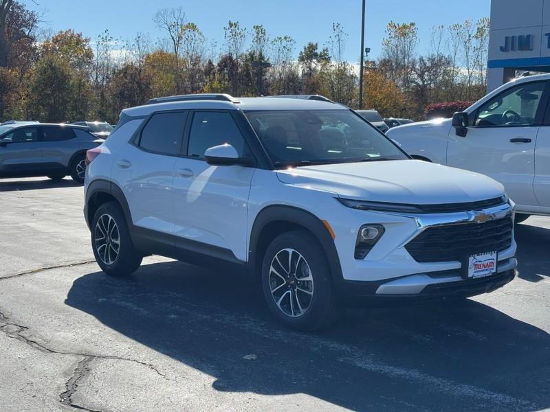 new 2026 Chevrolet TrailBlazer car, priced at $24,010