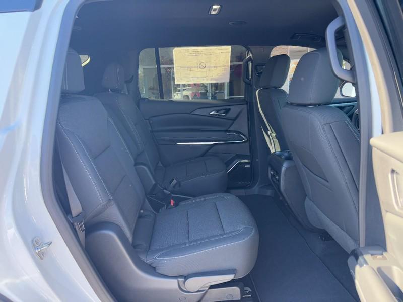 new 2026 Chevrolet Traverse car, priced at $44,105