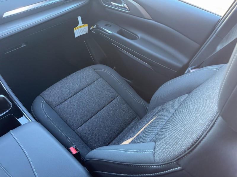 new 2026 Chevrolet Traverse car, priced at $44,105