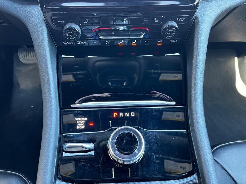 used 2024 Jeep Grand Cherokee car, priced at $40,990