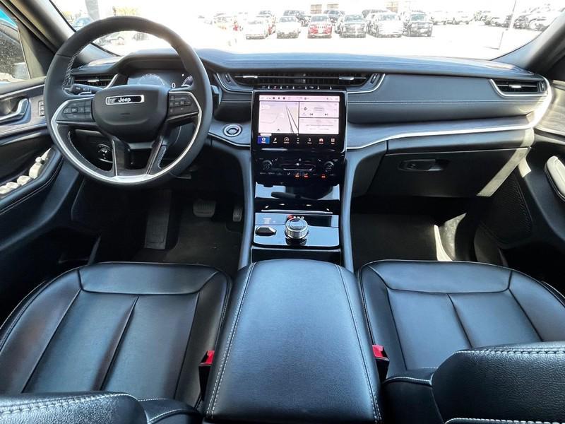 used 2024 Jeep Grand Cherokee car, priced at $40,990