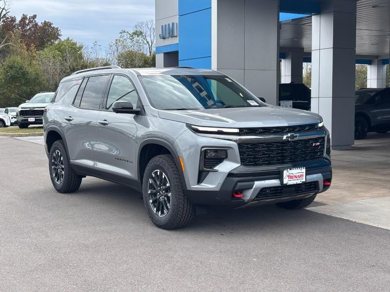 new 2026 Chevrolet Traverse car, priced at $54,555