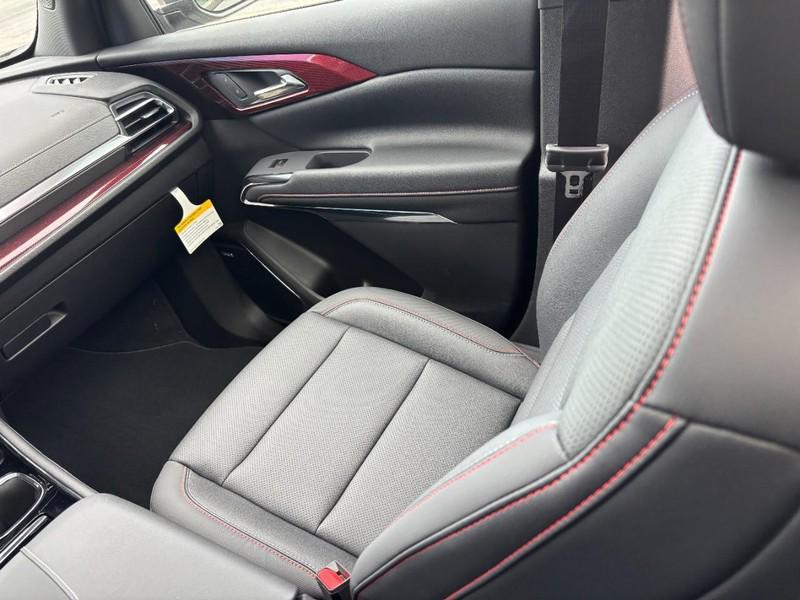 new 2026 Chevrolet Traverse car, priced at $54,555