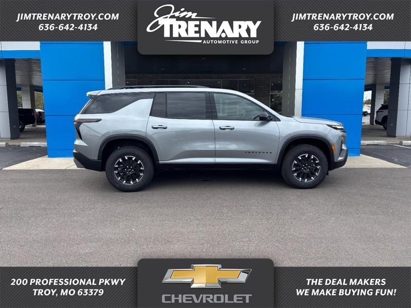 new 2026 Chevrolet Traverse car, priced at $54,555