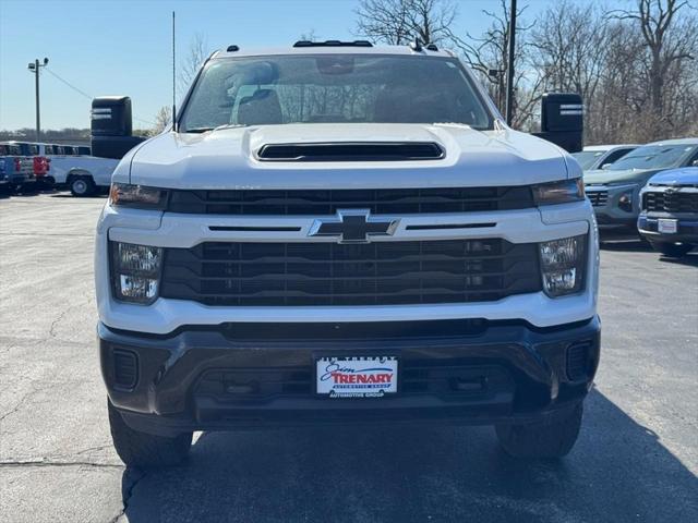 used 2024 Chevrolet Silverado 2500 car, priced at $50,990