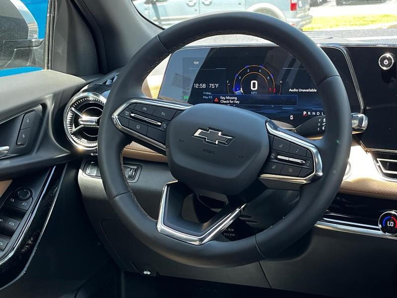 new 2026 Chevrolet Equinox car, priced at $30,096