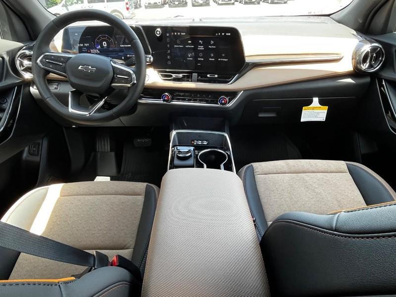 new 2026 Chevrolet Equinox car, priced at $30,096