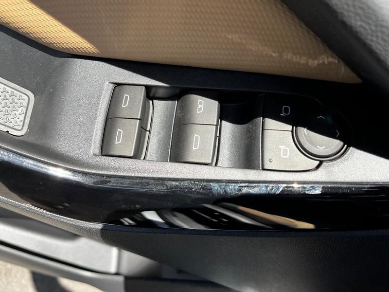 new 2026 Chevrolet Equinox car, priced at $30,096