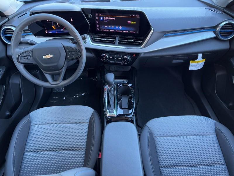 new 2025 Chevrolet Trax car, priced at $22,595