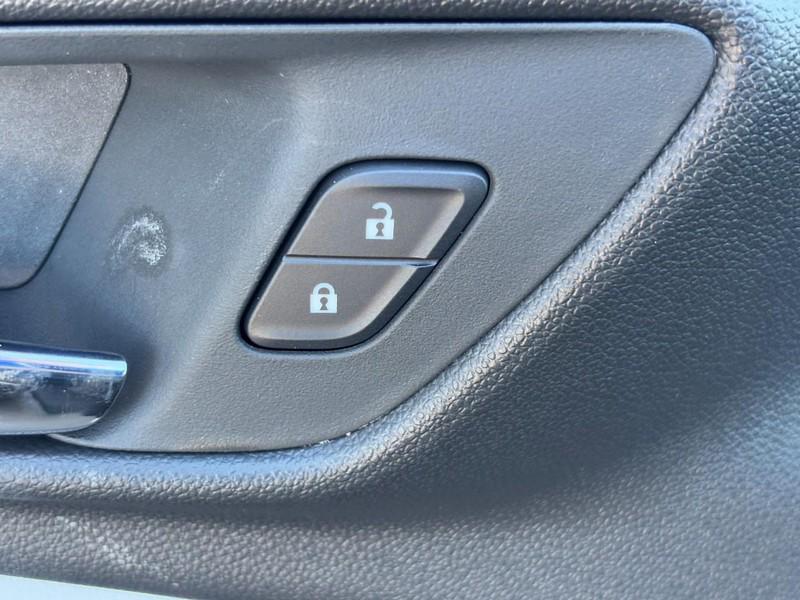 new 2025 Chevrolet Trax car, priced at $22,595