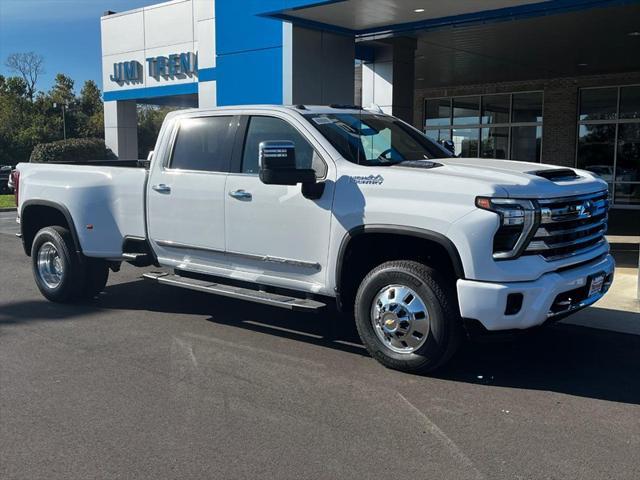 new 2025 Chevrolet Silverado 3500 car, priced at $82,890