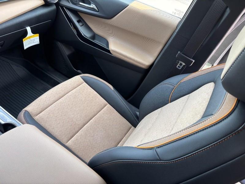 new 2026 Chevrolet Equinox car, priced at $30,096