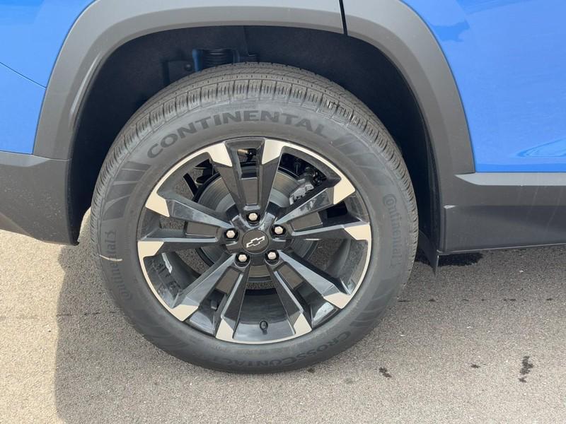 new 2026 Chevrolet Equinox car, priced at $33,345