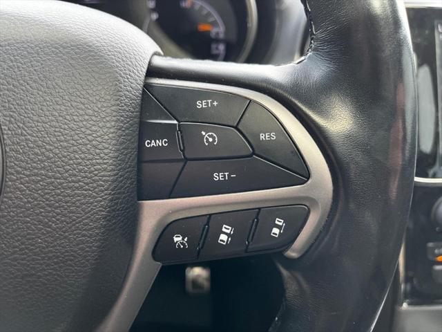 used 2020 Jeep Grand Cherokee car, priced at $39,995