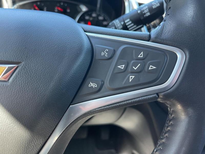 used 2022 Chevrolet Equinox car, priced at $22,390