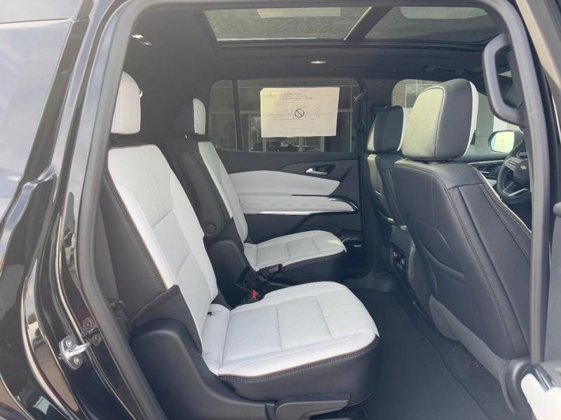 new 2026 Chevrolet Traverse car, priced at $55,890