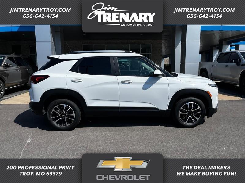 new 2025 Chevrolet TrailBlazer car, priced at $24,455