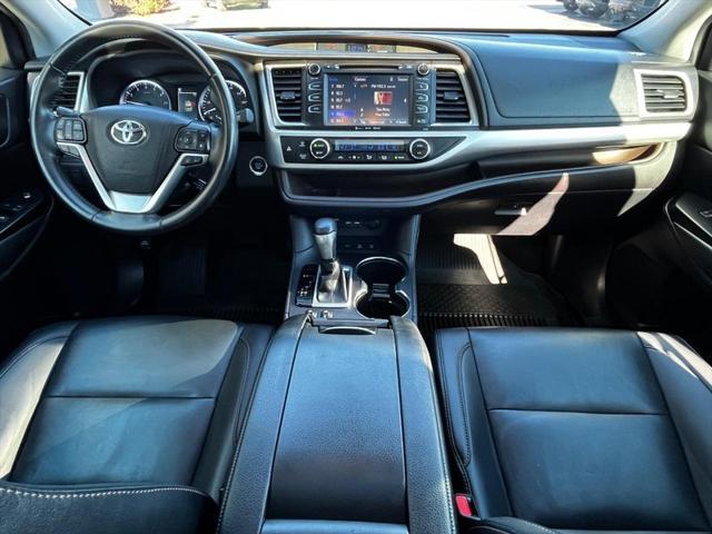 used 2019 Toyota Highlander car, priced at $22,795