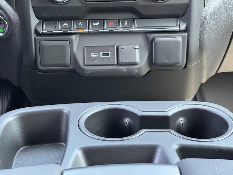 new 2025 Chevrolet Silverado 1500 car, priced at $38,285