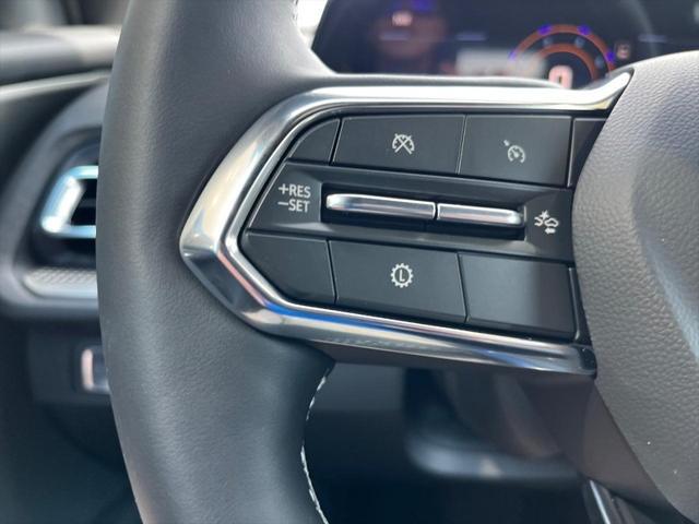 new 2025 Chevrolet Traverse car, priced at $44,475