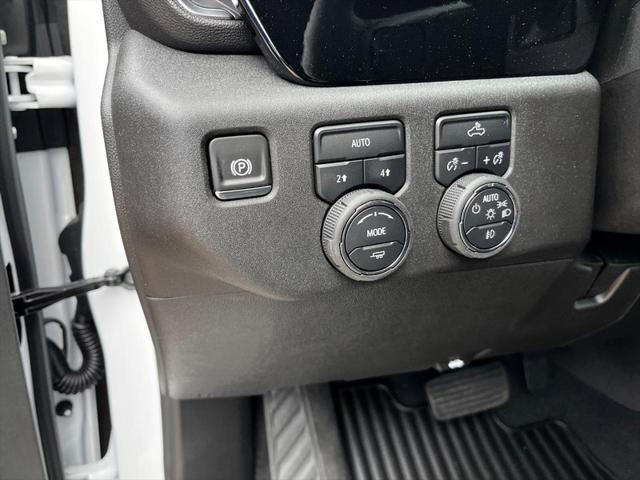 new 2025 Chevrolet Silverado 1500 car, priced at $45,940