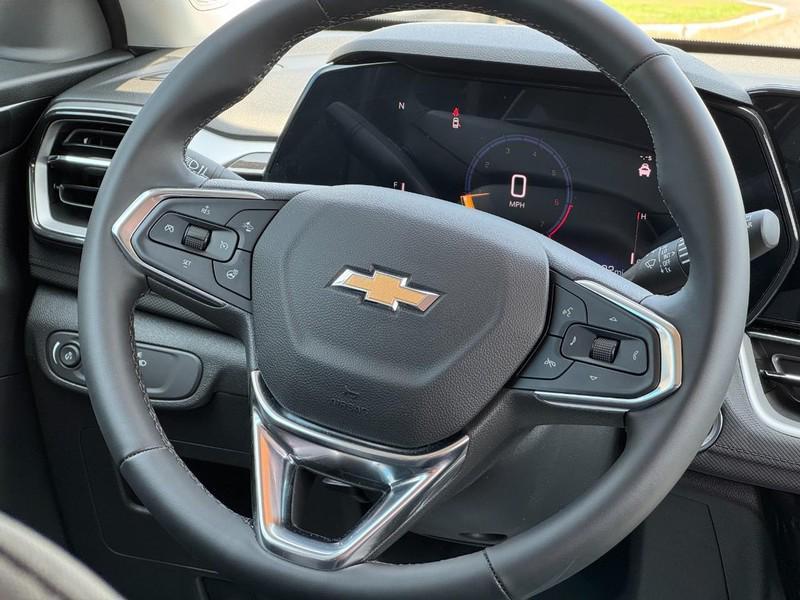 new 2025 Chevrolet TrailBlazer car, priced at $26,095