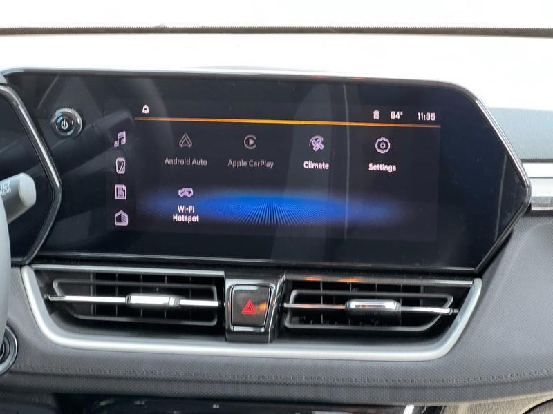 new 2025 Chevrolet TrailBlazer car, priced at $26,095