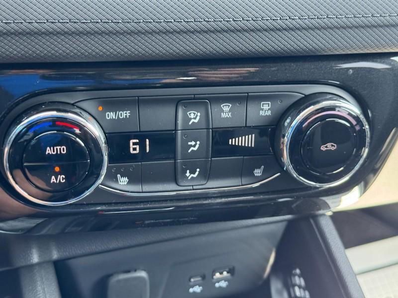 new 2025 Chevrolet TrailBlazer car, priced at $26,095