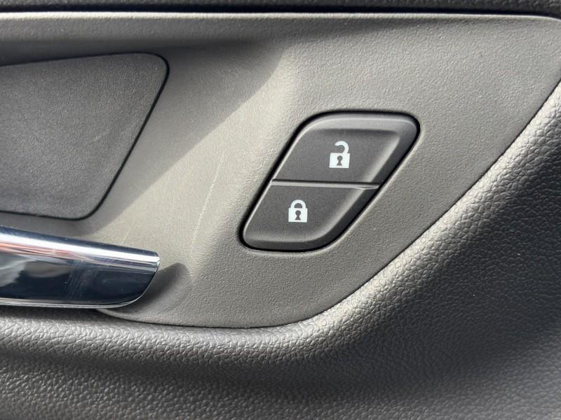 new 2026 Chevrolet Trax car, priced at $25,445