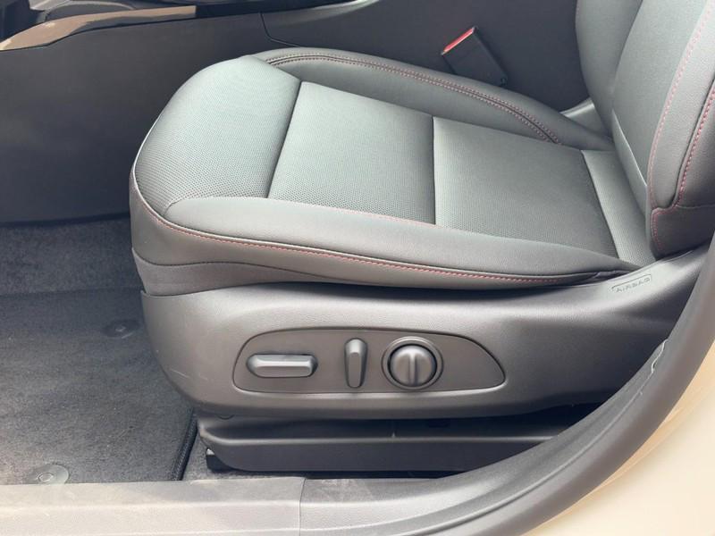 new 2026 Chevrolet Trax car, priced at $25,445