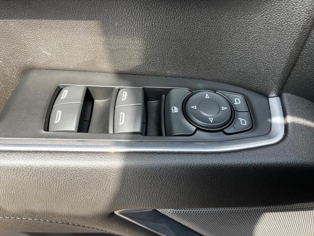 used 2022 Chevrolet Silverado 1500 car, priced at $38,990