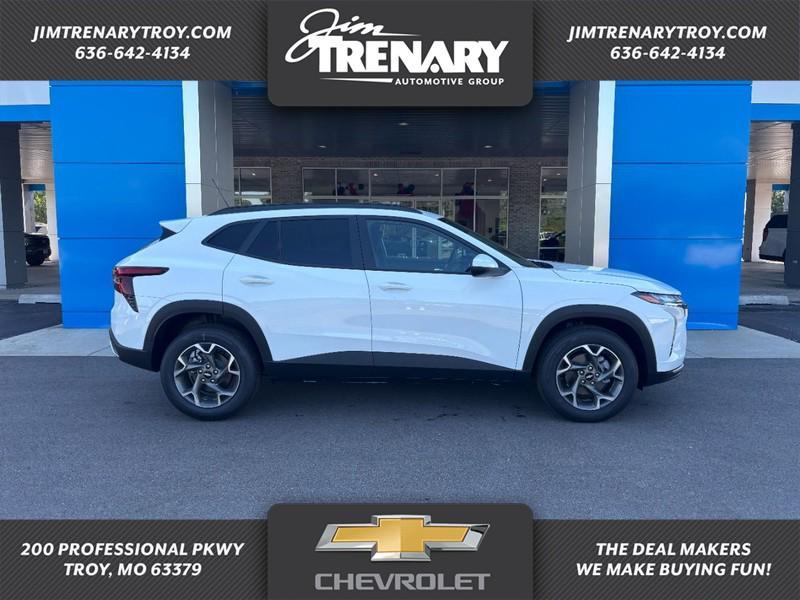 new 2025 Chevrolet Trax car, priced at $24,485