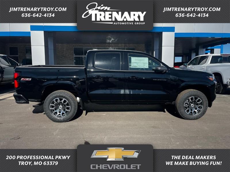 new 2025 Chevrolet Colorado car, priced at $42,545