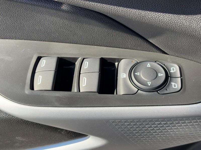 new 2025 Chevrolet Trax car, priced at $23,834