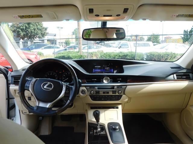 used 2015 Lexus ES 350 car, priced at $17,495