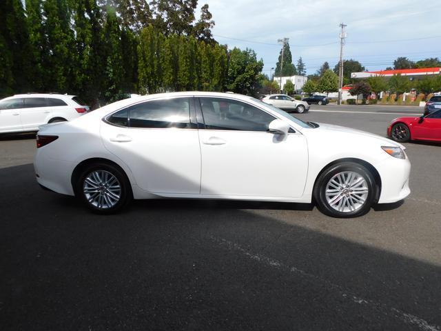 used 2015 Lexus ES 350 car, priced at $17,495