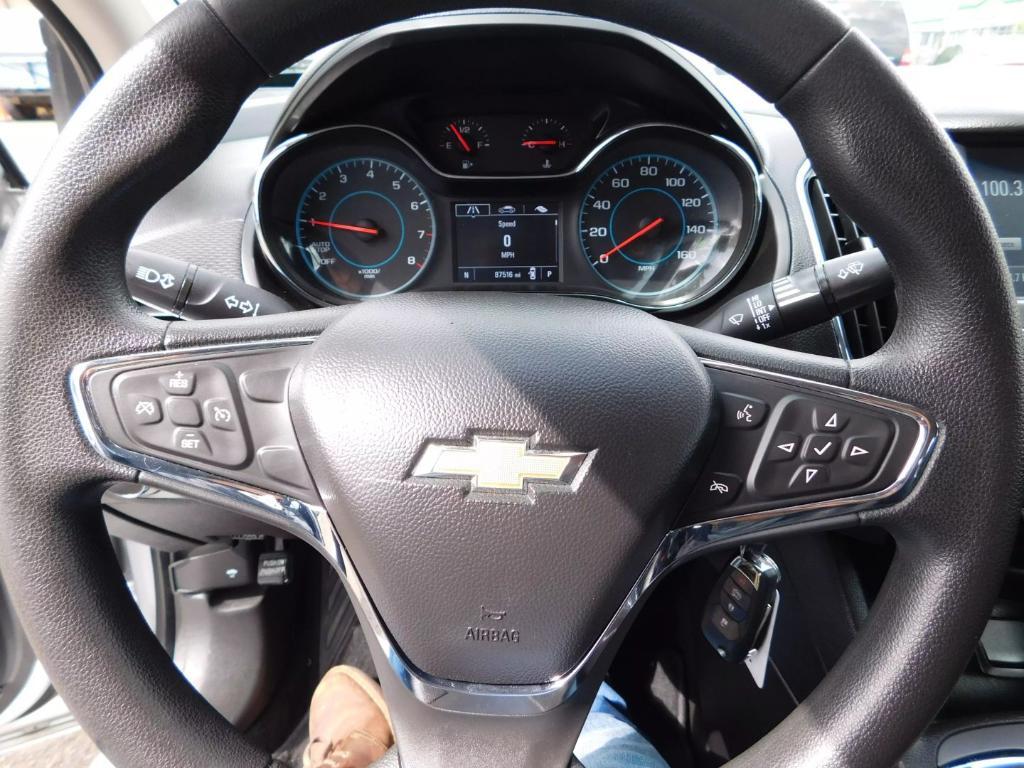 used 2016 Chevrolet Cruze car, priced at $8,995