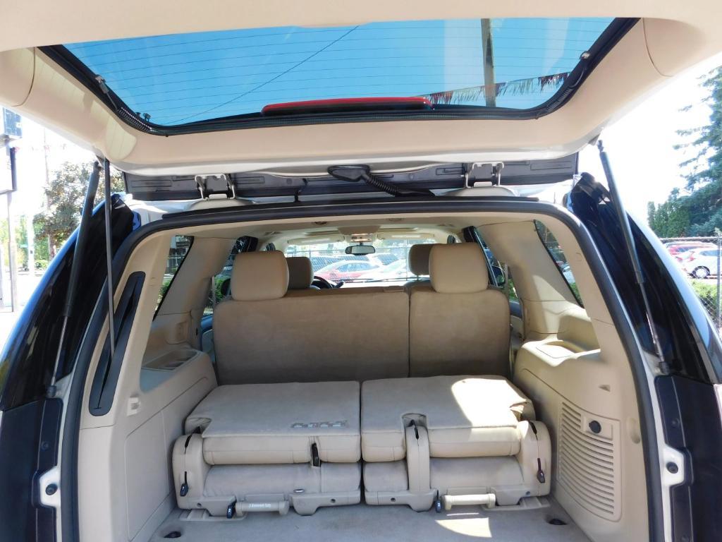 used 2013 GMC Yukon car, priced at $10,995