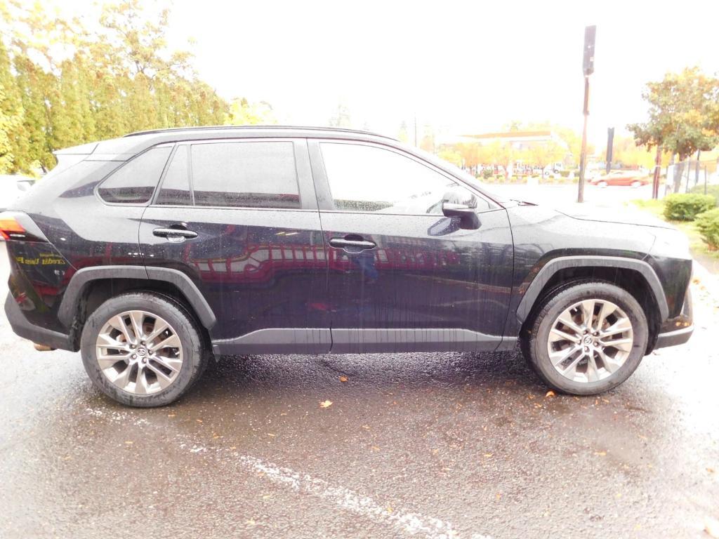 used 2019 Toyota RAV4 car, priced at $23,995