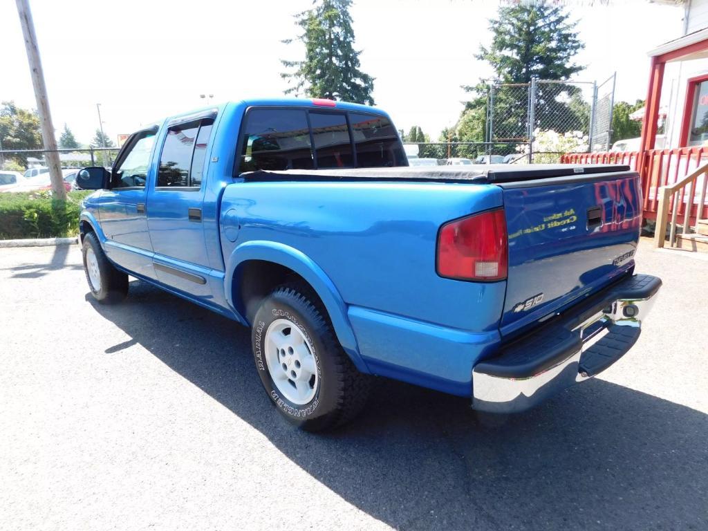 used 2001 Chevrolet S-10 car, priced at $8,995