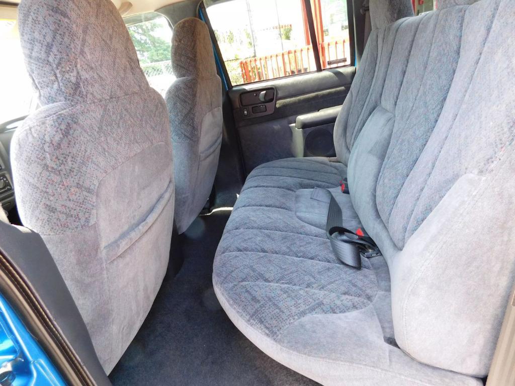 used 2001 Chevrolet S-10 car, priced at $8,995